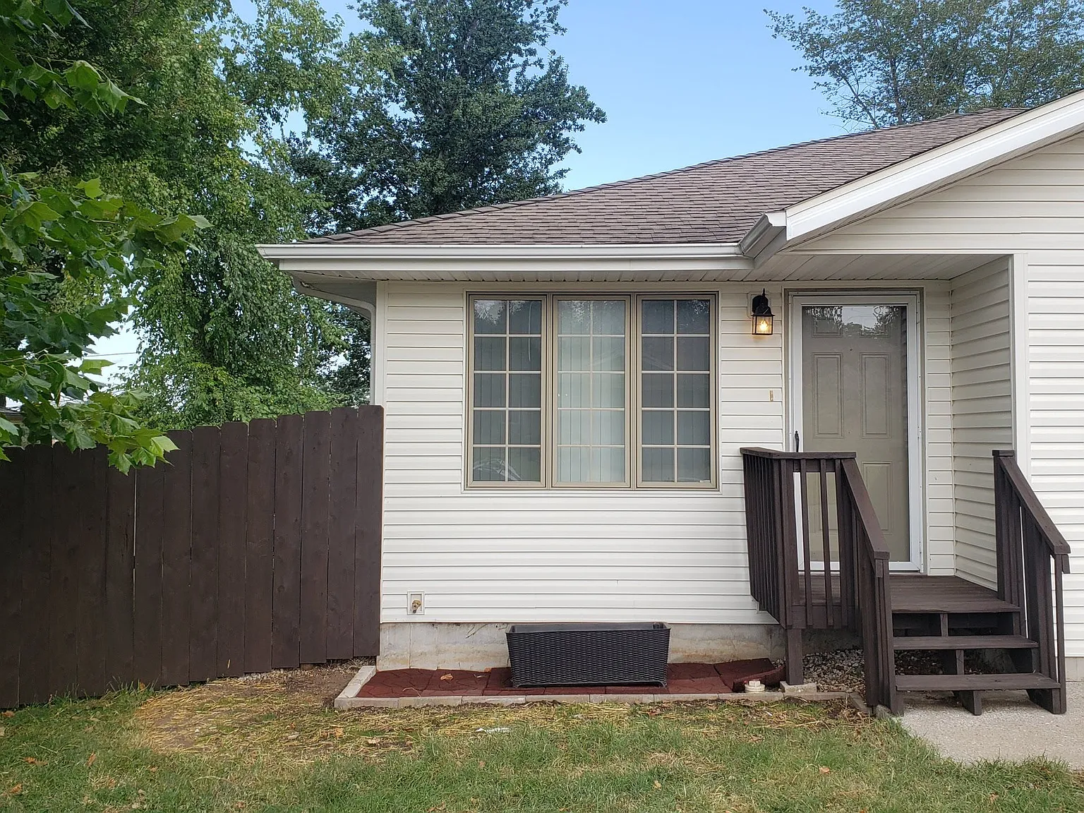2 bed, 2.0 bath, 950 sqft, $1,310 — Photo 1