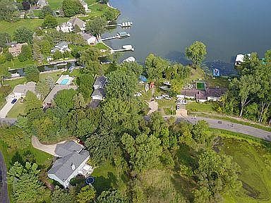 2nd image of 7035 Halstead Dr