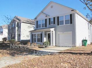 6226 Foster Brook Dr, Charlotte, NC 28216