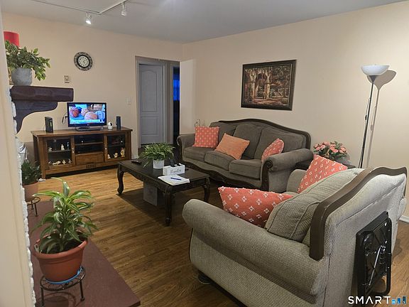 2nd image of 1307 Hope Street #B4