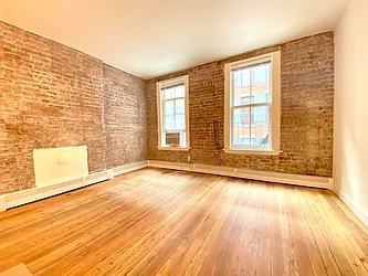 Rented by Nolita Group