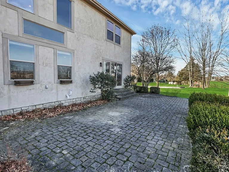 8006 Caraway Ave — Photo 62