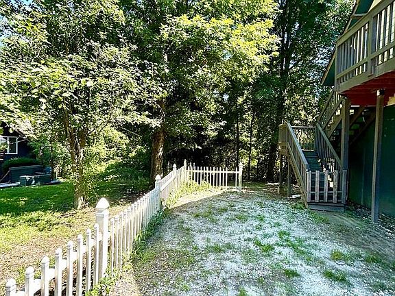 4th image of 351&353 Thurmon Rd