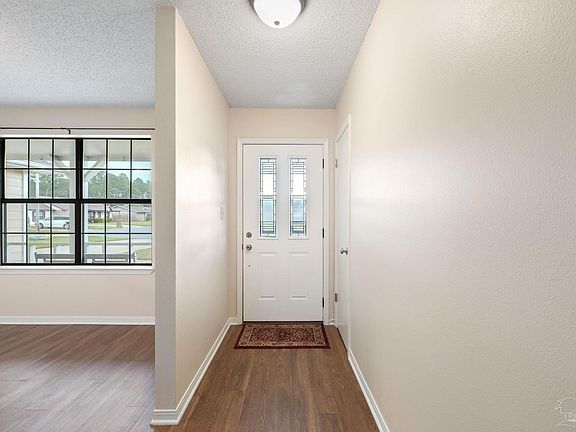 4th image of 647 Seapine Cir