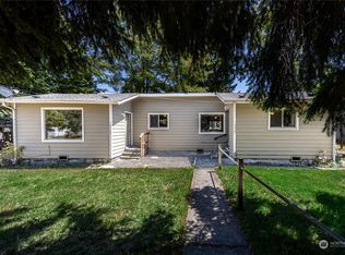 10425 Sheridan Ave S, Tacoma, WA