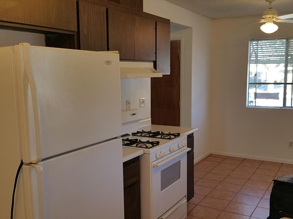 4th image of 613 San Marino St