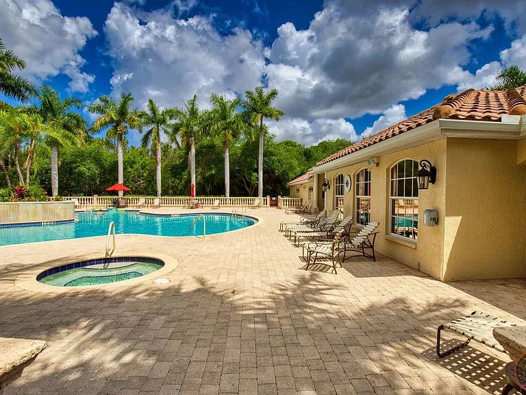4348 Nizza Ct — Photo 4