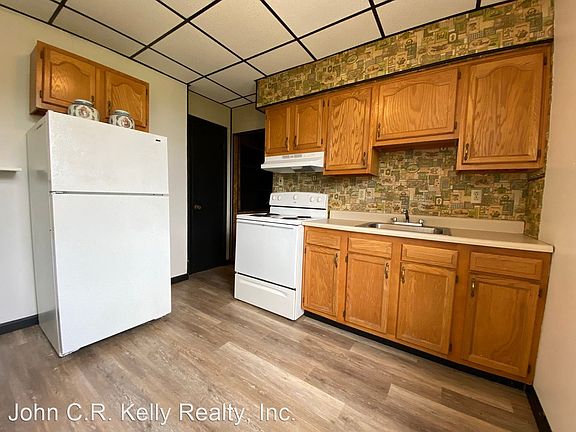 4th image of 3728 Dawson St #1