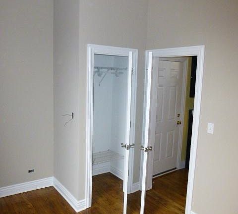 2nd image of 1056 N Rockwell St #3
