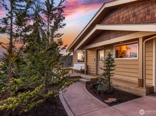 904 N 36th St, Renton, WA 98056