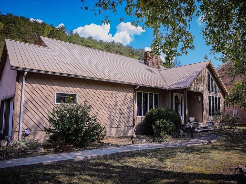 56 Rose St Pikeville Ky 41501 Mls 20005944 Zillow