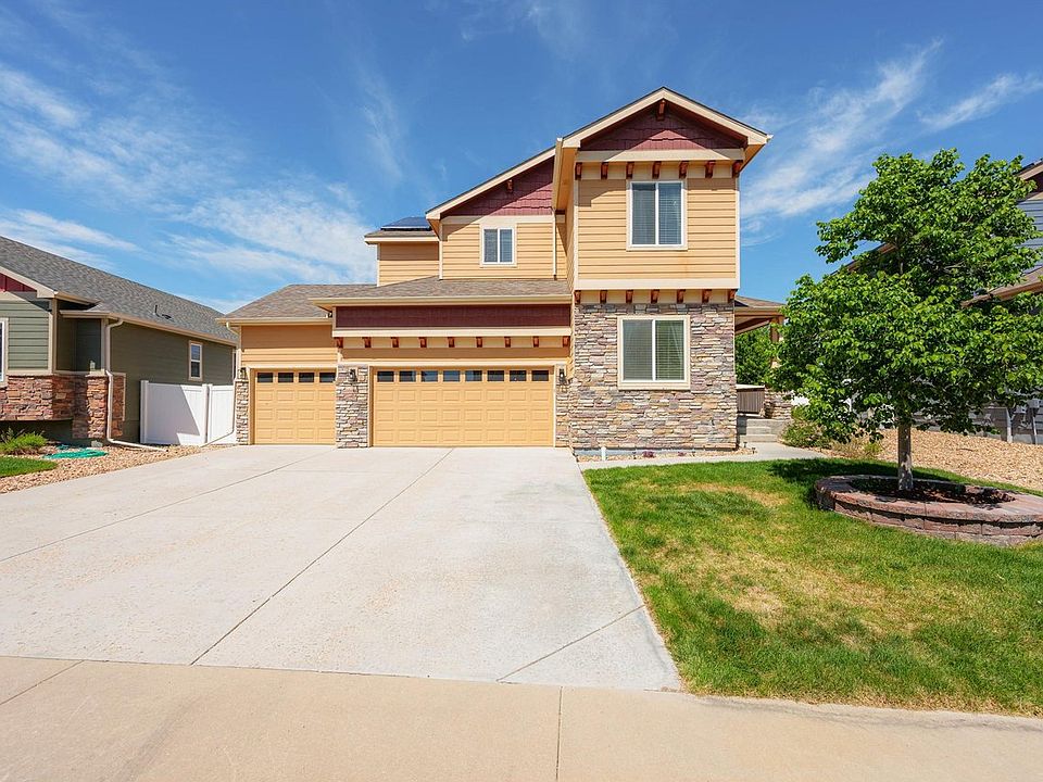 1st image of 480 Wind River Dr