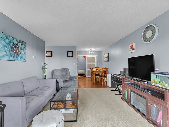 5th image of 170 E 3rd St #107