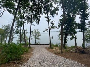 35 Hazzard Ct, Elloree, SC 29047