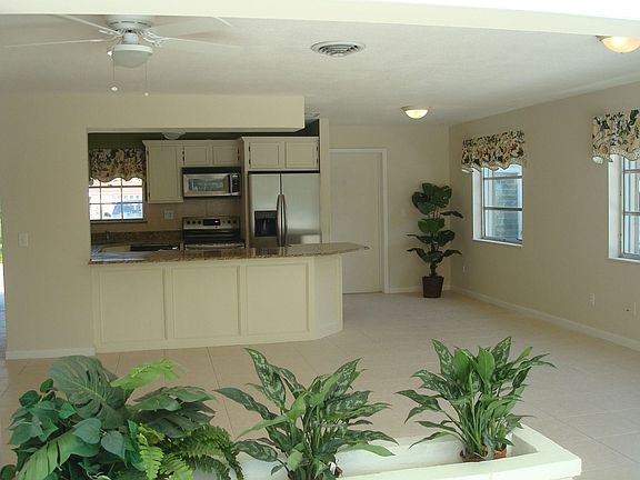 living rm and kitchen