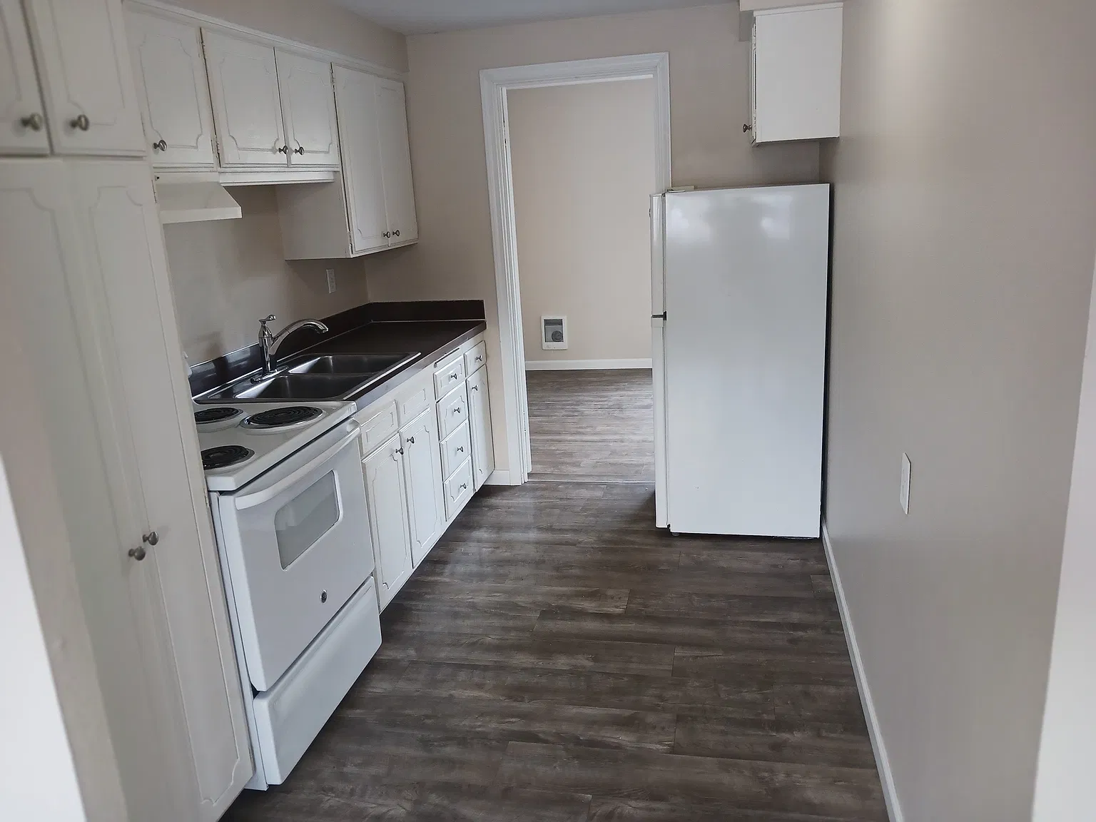 1 bed, 500 sqft, $1,400 — Photo 2