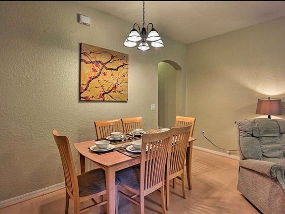 5th image of 146 Miramar Ave