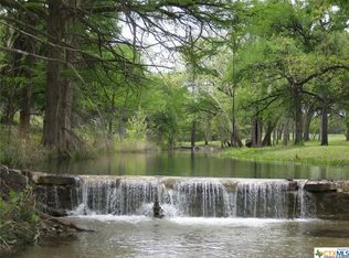 108 Lemon Tree, Canyon Lake, TX 78133