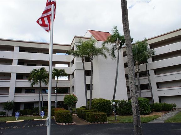 2nd image of 7430 Lake Breeze Dr APT 408