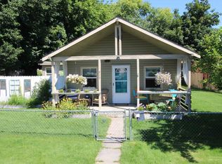 919 NW Cedar Ave, Redmond, OR 97756