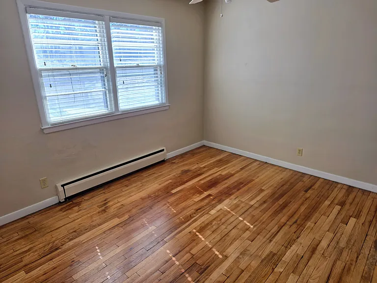 2822 Kingman Blvd — Photo 9