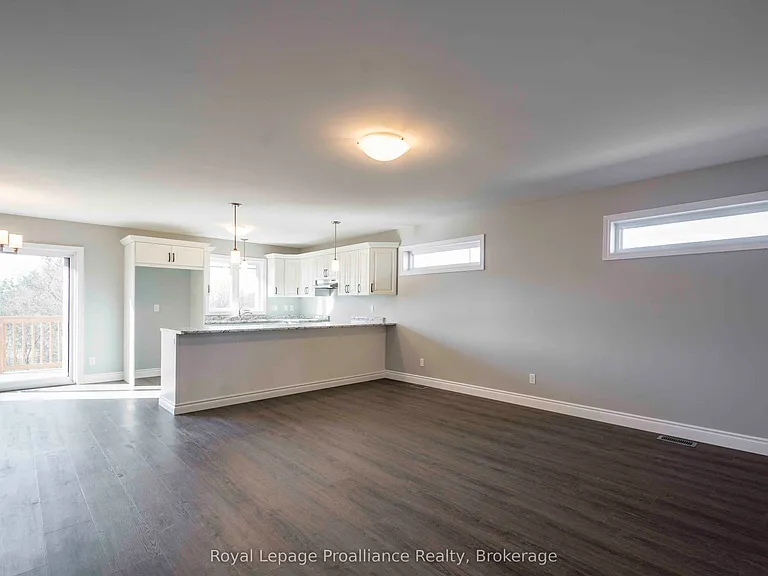 36 Rabbit Rd — Photo 4