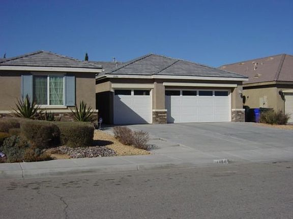 3rd image of 14484 Harold Way