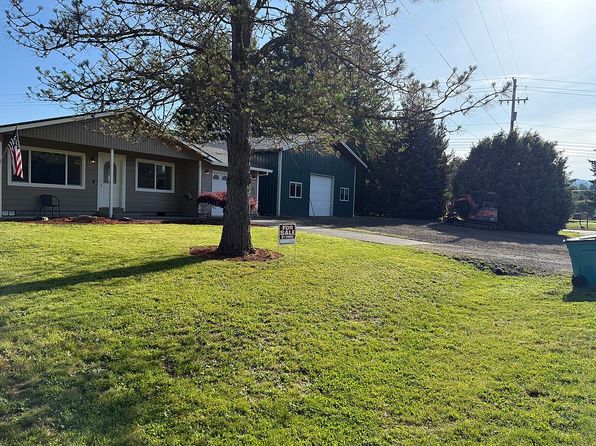 102 W Humphrey St