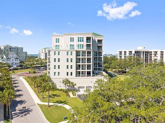 4th image of 8 PALM TERRACE #201