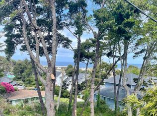 3008 NW Oar Ave, Lincoln City, OR 97367