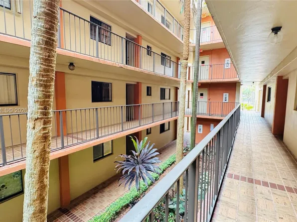 8700 SW 133rd Avenue Rd APT 209, Miami, FL 33183