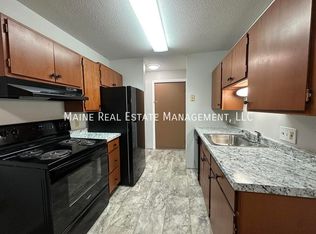 58D Longrale Park, Bangor, ME 04401