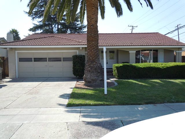1st image of 2043 Morrill Ave