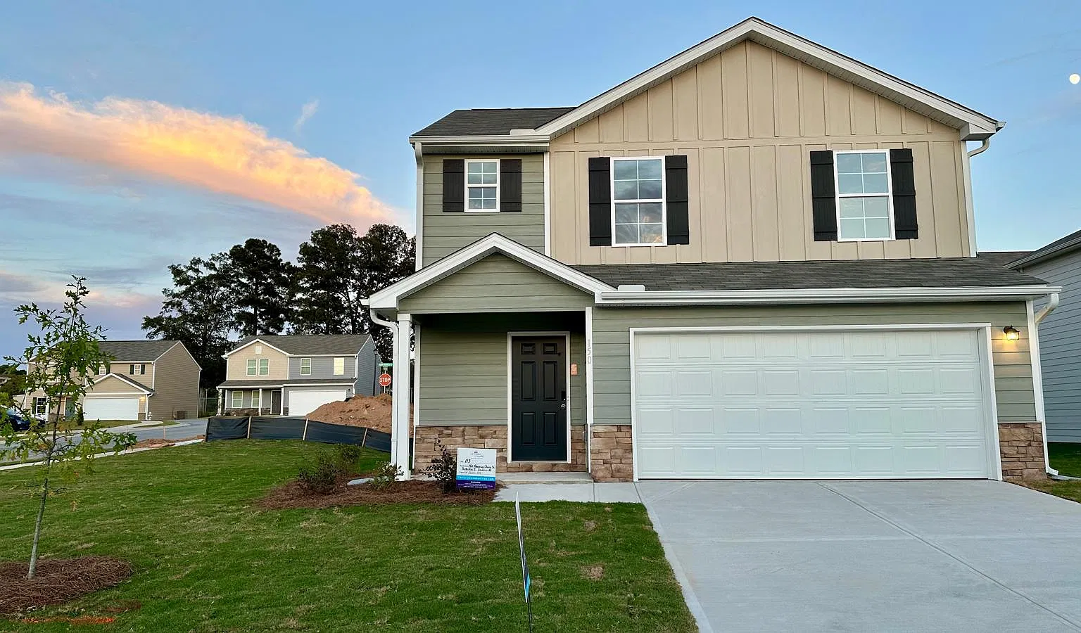 3 bed, 2.5 bath, 1700 sqft, $2,000 — Photo 2