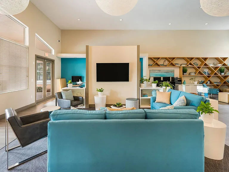 Pembroke Pines Landings Apartments — Photo 39