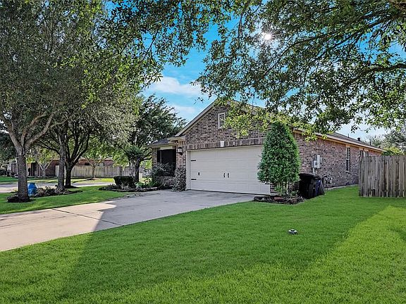 4th image of 514 Redbridge Ln