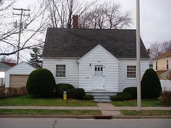 1st image of 1016 N 6th Ave
