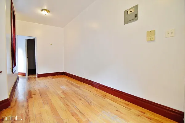 Rented by Point NYC | media 19