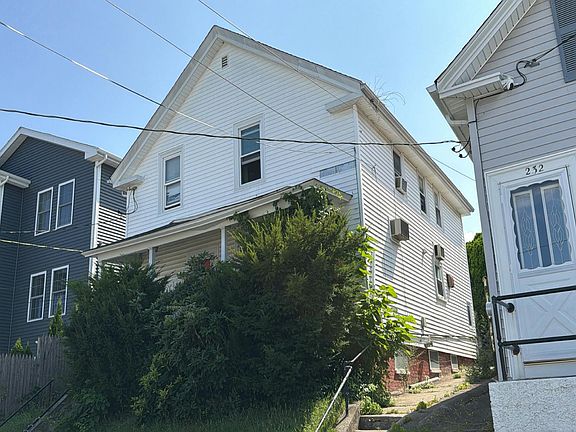 2nd image of 228 Sunbury St