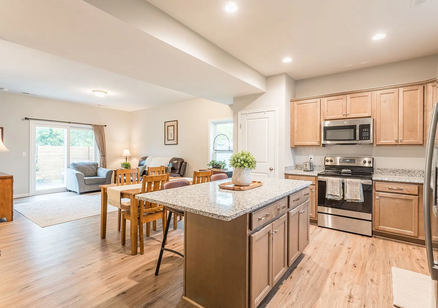 Teton Townhomes - Luxury house living — Photo 1