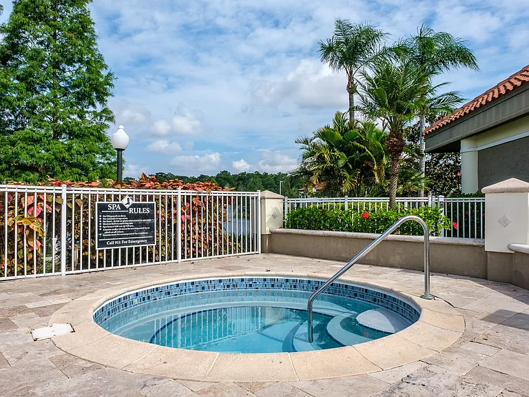 The Landings at Boot Ranch | Palm Harbor FL | Resort Style Pool & Hot Tub