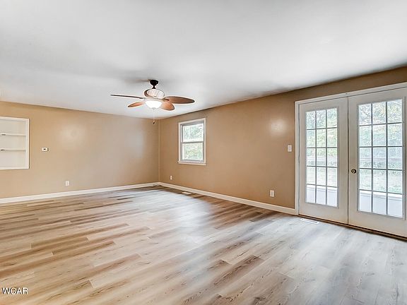 5th image of 2975 W Market St