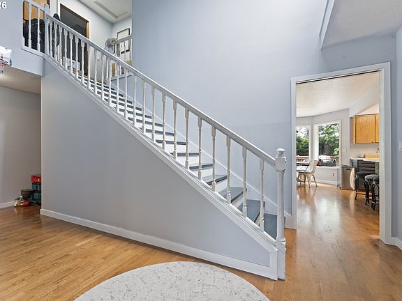 2nd image of 114 Forest Park Dr