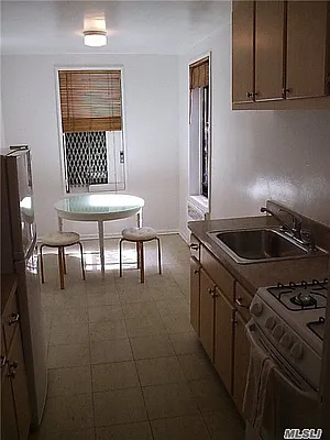 Sold by Wagner & Kelly Inc | media 25