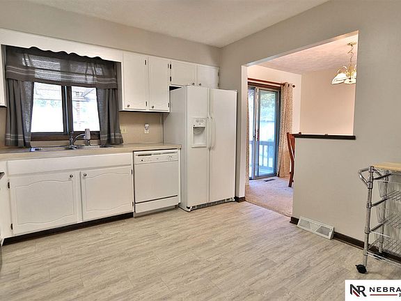 4th image of 2728 N 124th Cir