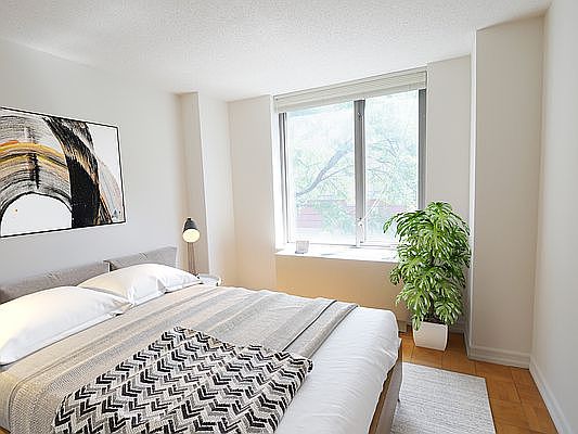 5th image of 321 W 54th St APT 504