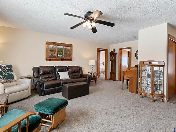 4th image of 1246 N 6th St
