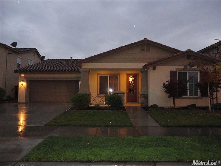 1st image of 760 Jonabel Way