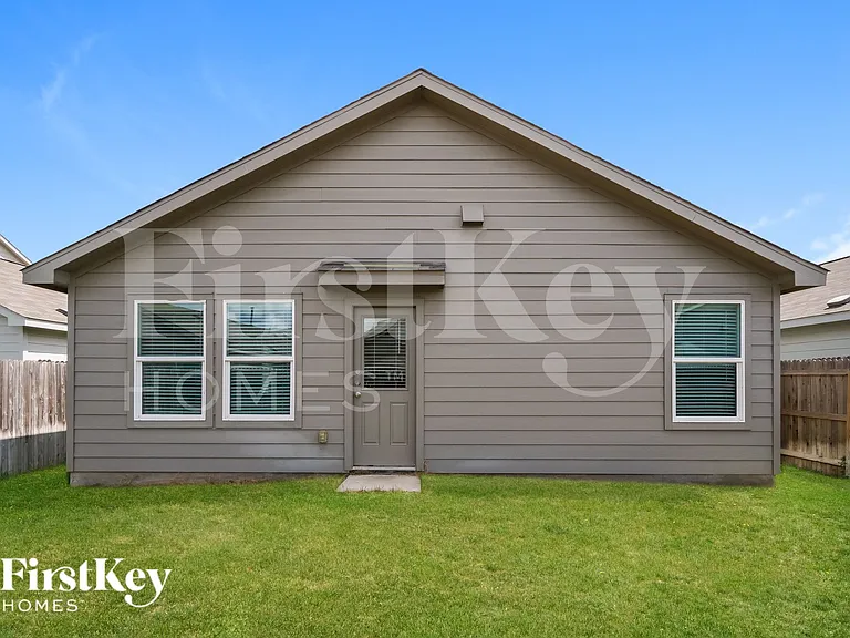 2418 Double Oak Dr — Photo 17