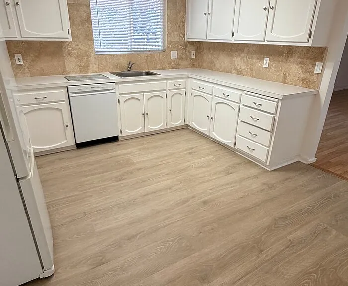 6789 Larson Ave — Photo 3